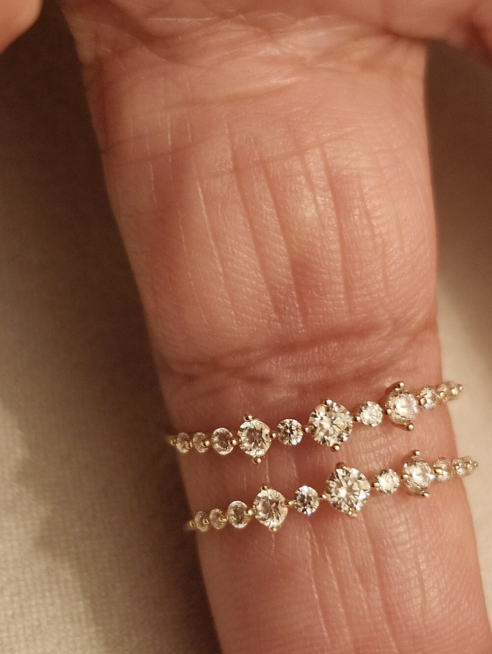 10kt  Ring  Two Ring Size 7 - Picture 3 of 10